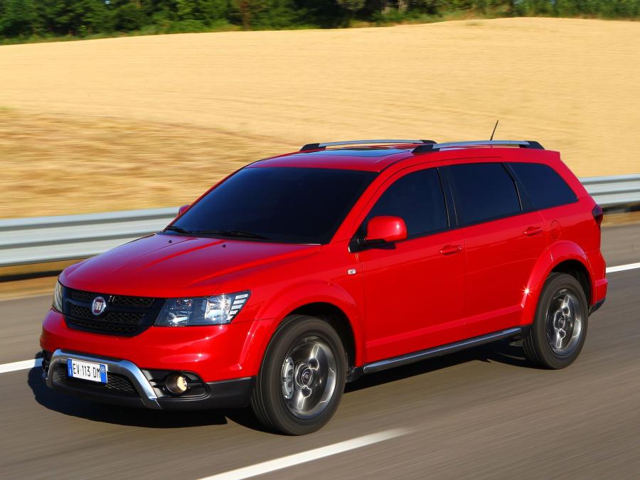  Fiat Freemont Cross 2014 года  (фото 10 из 32)